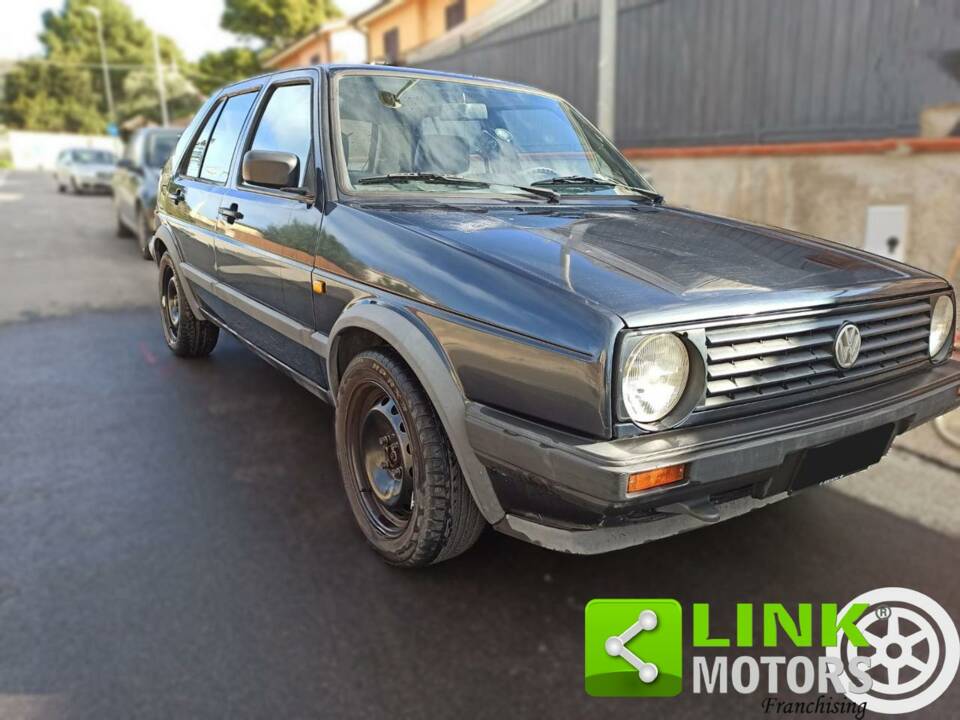 Bild 3/10 von Volkswagen Golf II 1.6 (1990)