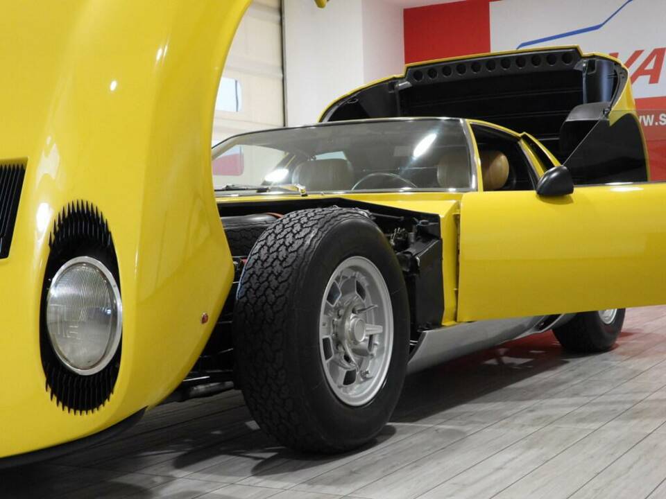 Image 9/15 of Lamborghini Miura P 400 S (1970)