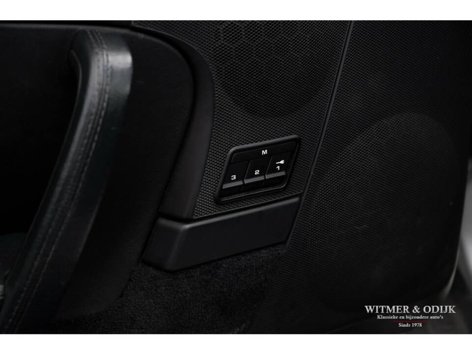 Bild 26/31 von Porsche 911 Carrera 4S (2006)