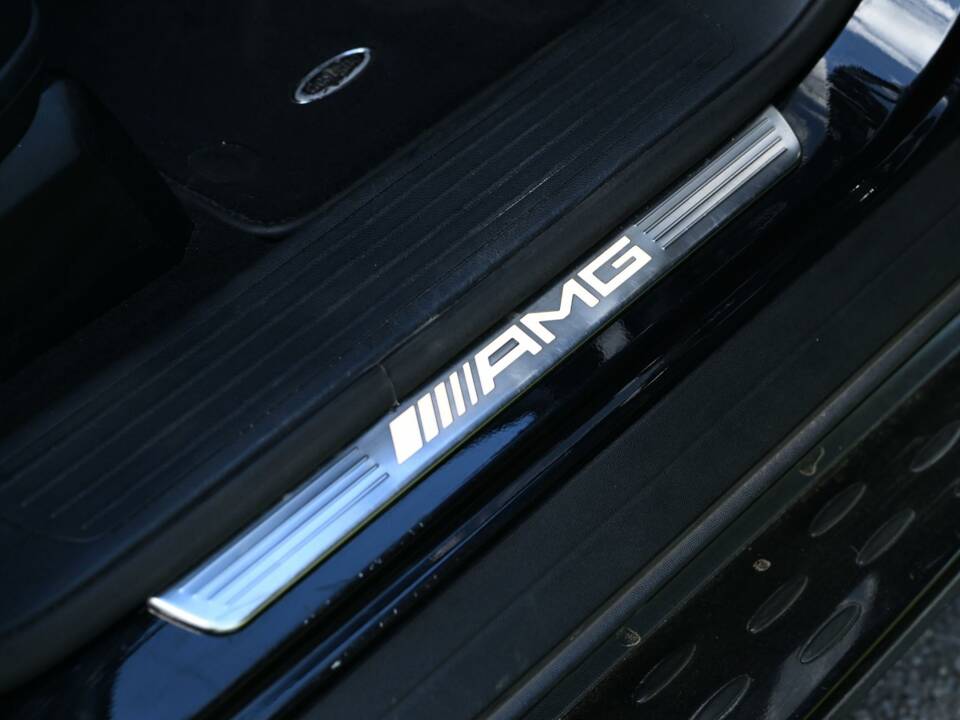 Image 28/49 of Mercedes-Benz ML 63 AMG (2013)
