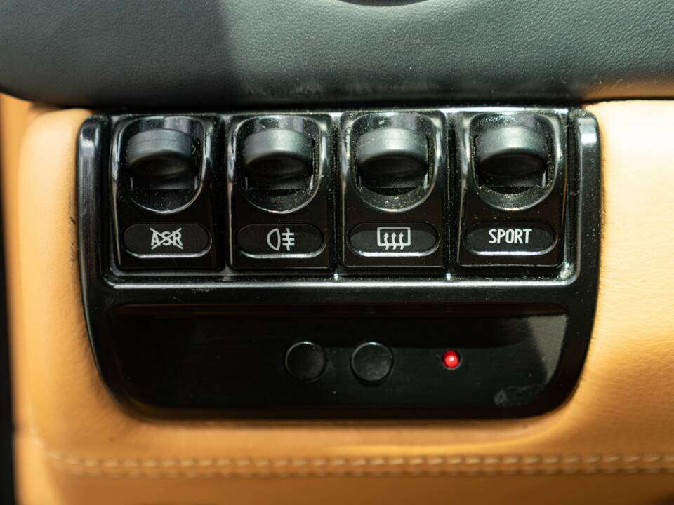 Bild 40/50 von Ferrari F 360 Modena (2002)