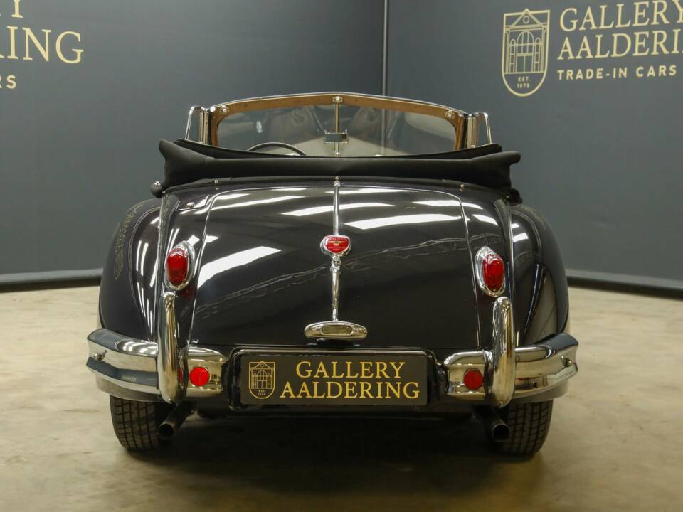 Image 6/50 of Jaguar XK 140 DHC (1955)