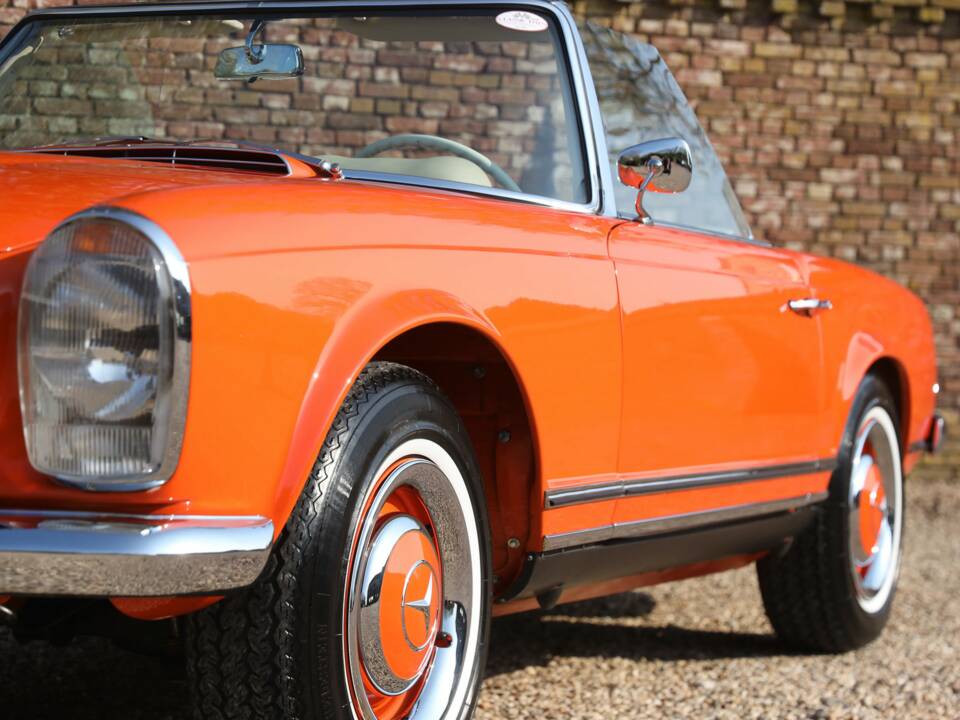 Image 28/50 of Mercedes-Benz 230 SL (1964)