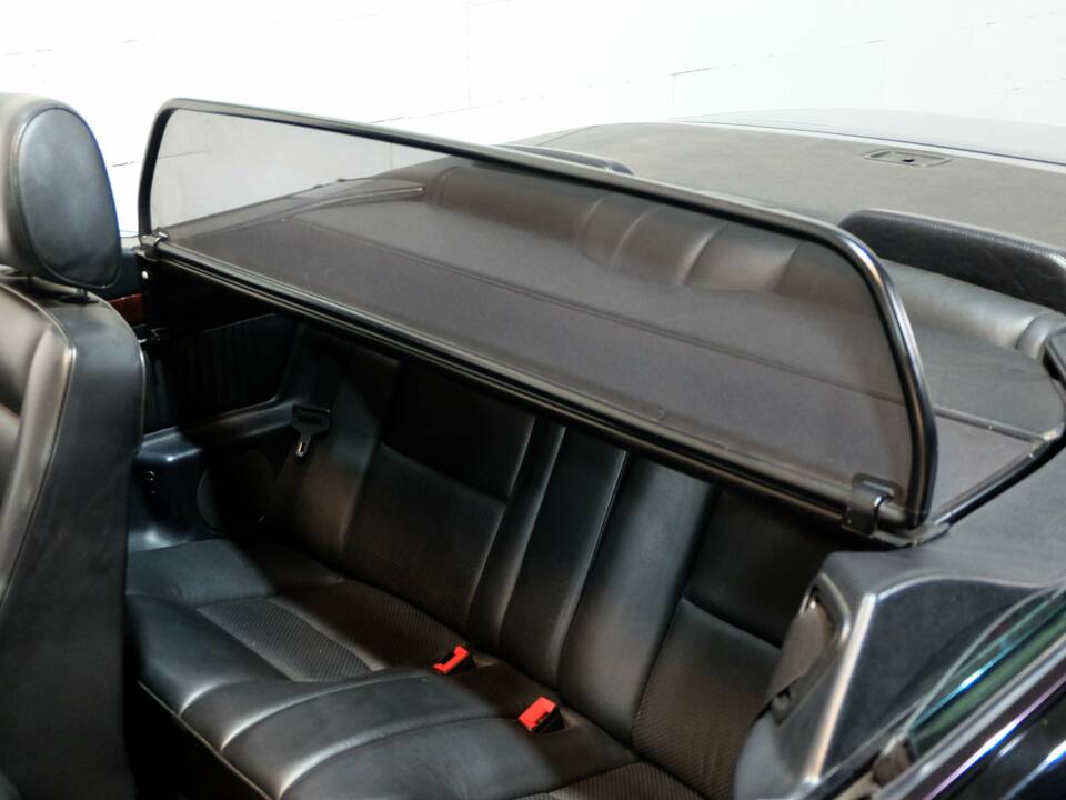 Image 14/30 de Mercedes-Benz E 220 (1995)