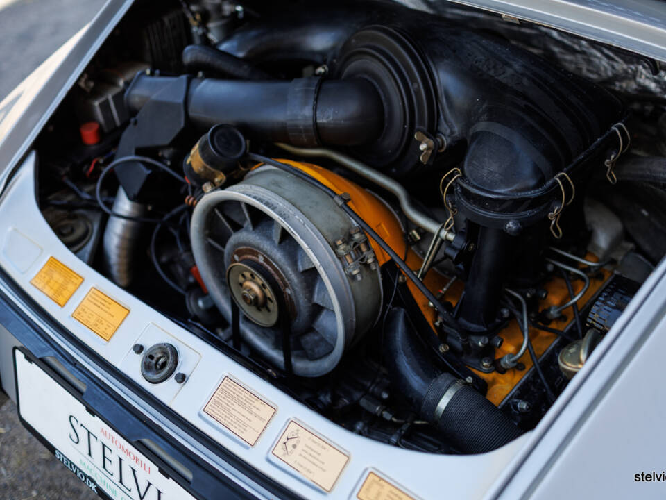 Bild 38/38 von Porsche 911 2.4 T (1973)