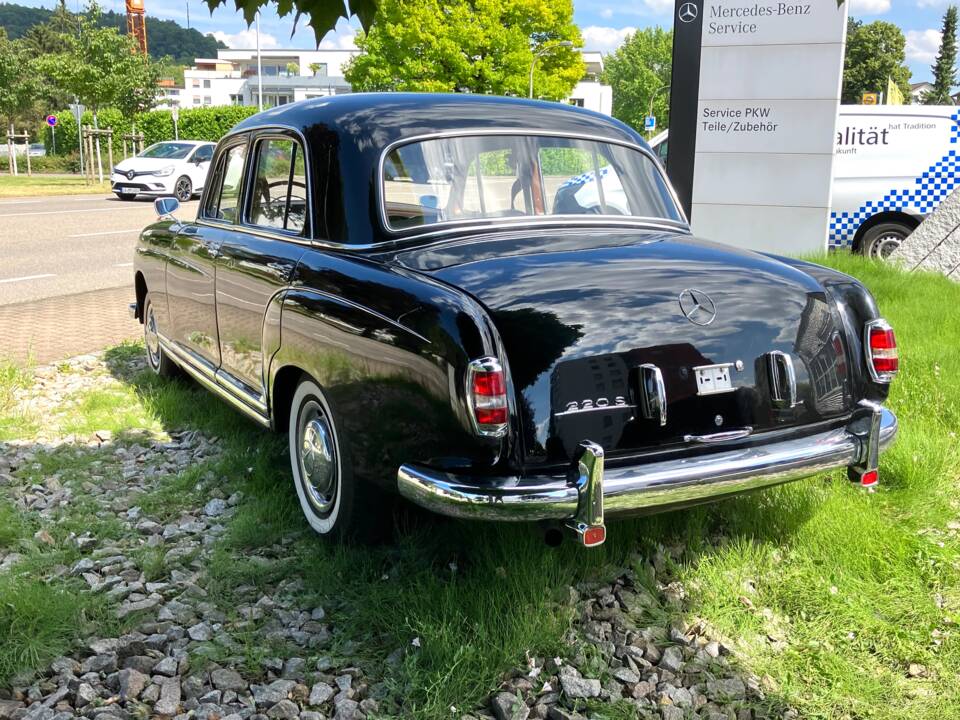 Imagen 3/20 de Mercedes-Benz 220 S (1956)