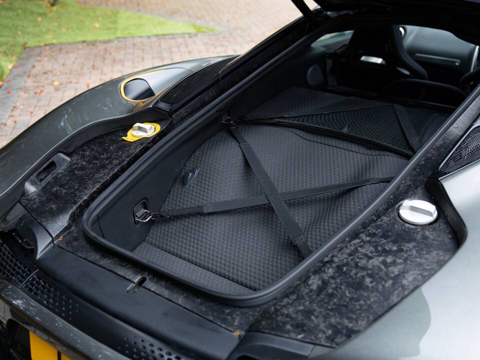 Immagine 30/39 di McLaren GT (2020)