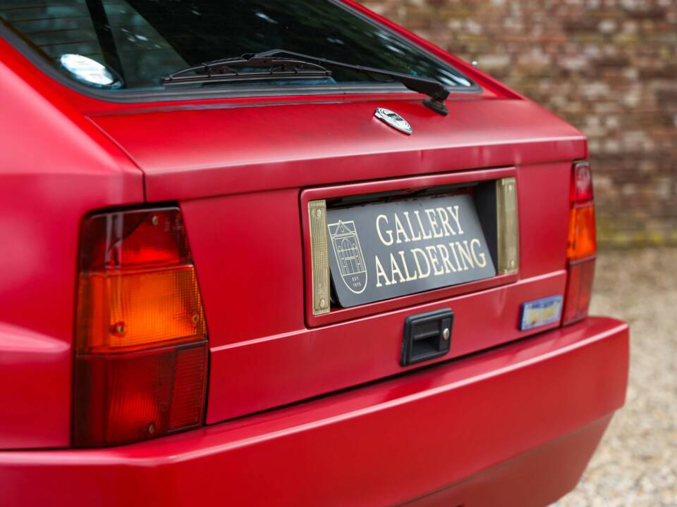 Bild 49/50 von Lancia Delta HF Integrale Evoluzione II (1994)