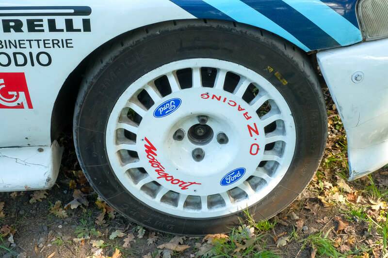 Bild 23/50 von Ford Escort RS Cosworth (1997)