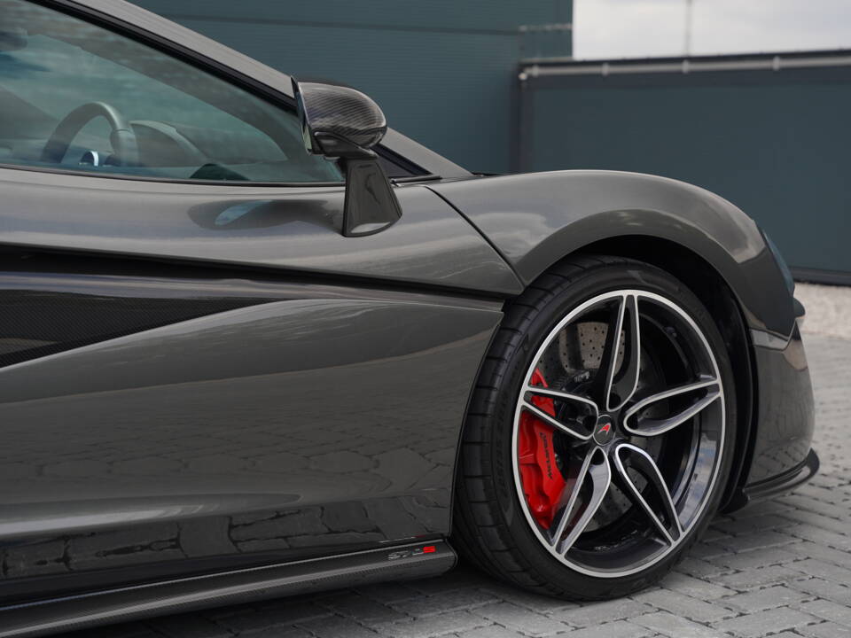 Afbeelding 41/50 van McLaren 570S (2016)