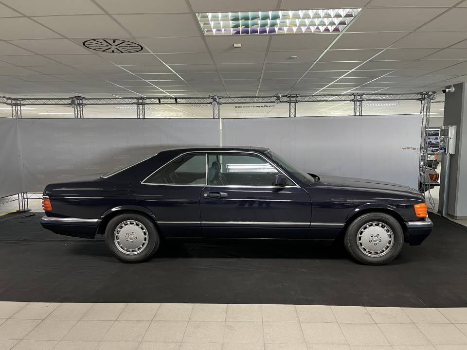 Imagen 1/8 de Mercedes-Benz 560 SEC (1990)