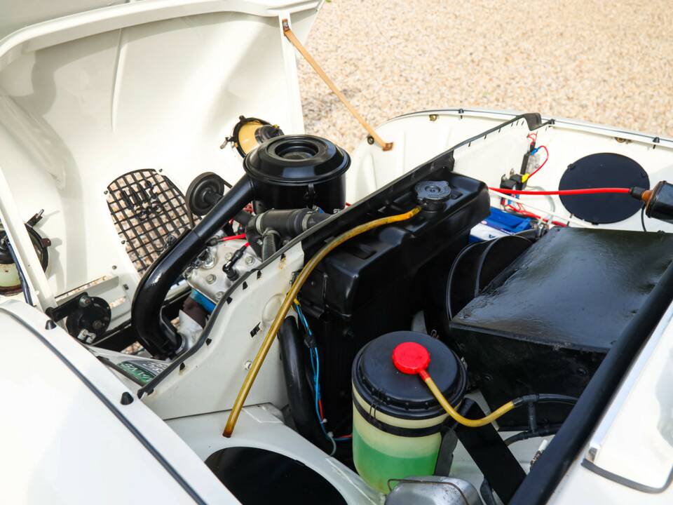 Imagen 16/50 de Saab 96 (1962)