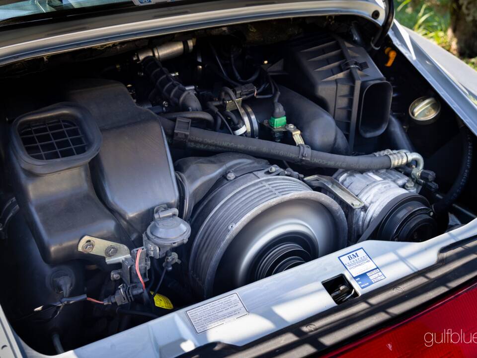 Immagine 71/73 di Porsche 911 Carrera (1995)