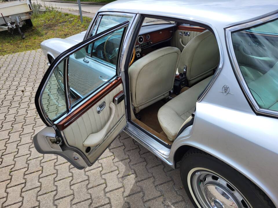 Imagen 33/56 de Maserati Quattroporte 4200 (1968)