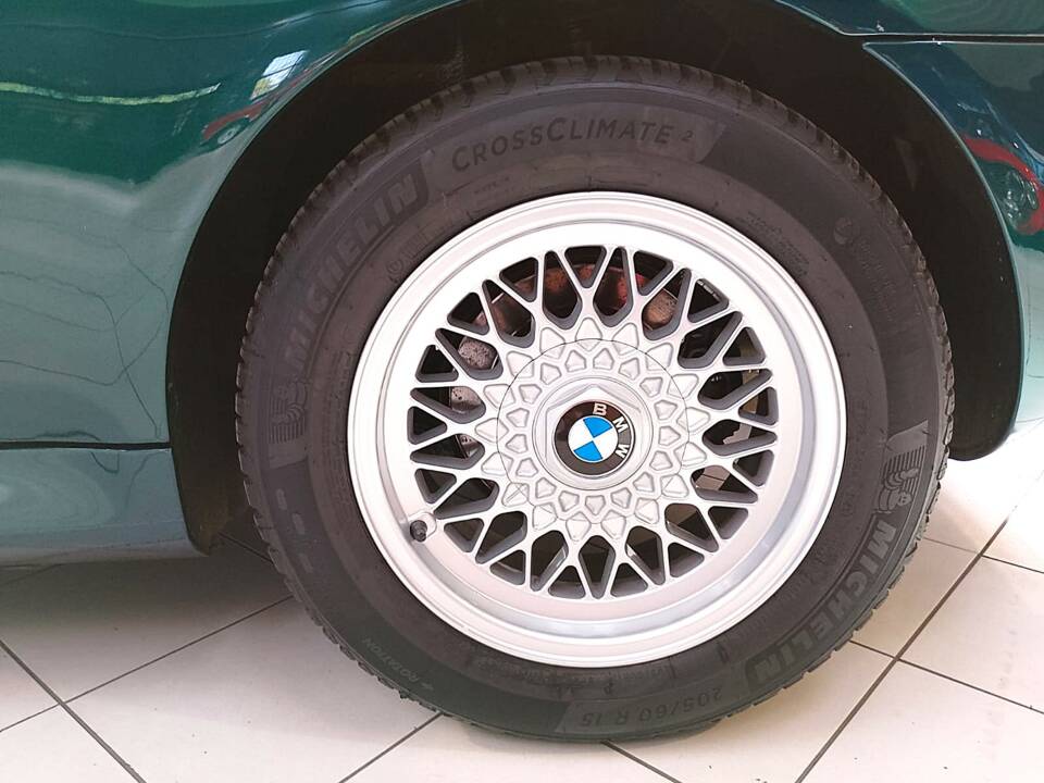 Image 33/43 of BMW Z3 1.9 (1997)