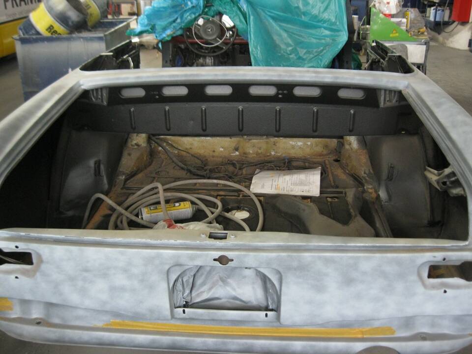 Image 68/81 of Mercedes-Benz 280 SE 3,5 (1970)