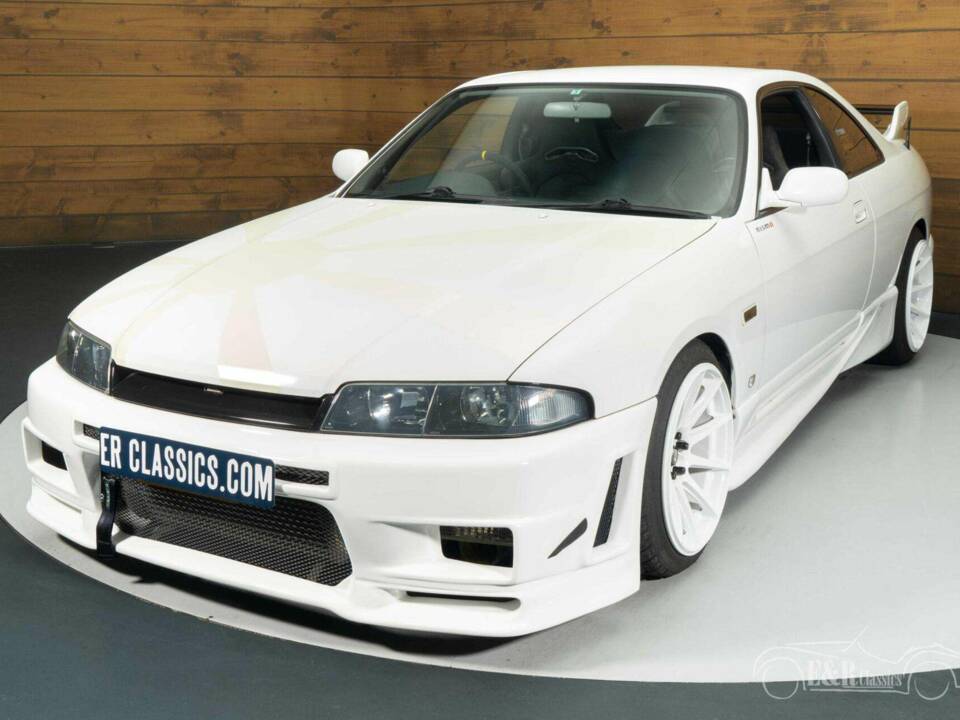 Image 3/19 of Nissan Skyline GT-R (1997)