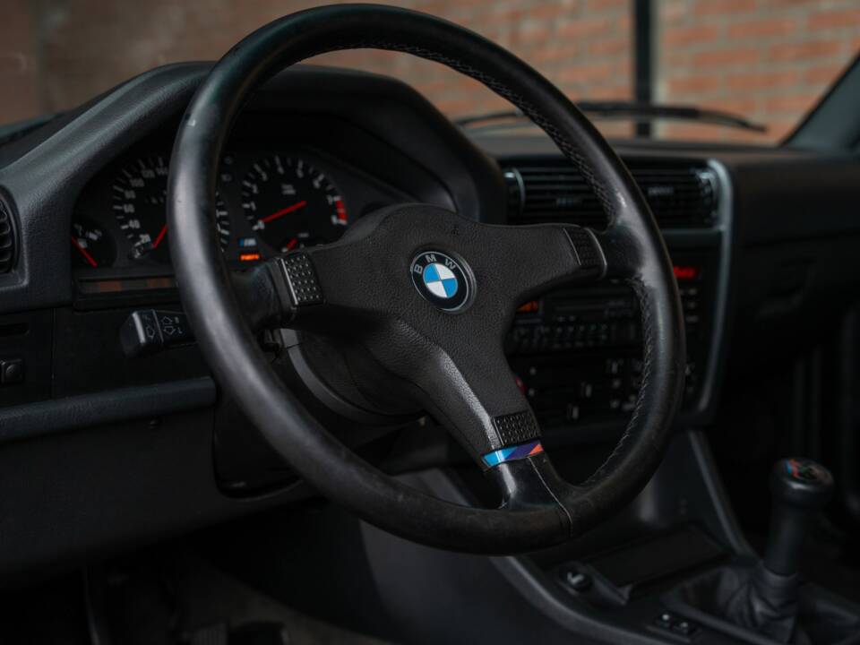 Bild 63/99 von BMW M3 (1986)