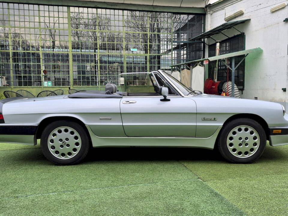 Afbeelding 9/70 van Alfa Romeo 2.0 Spider QV (1987)