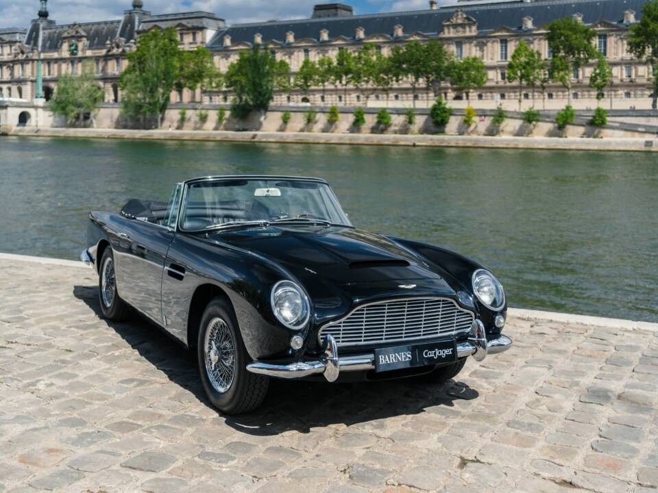 Afbeelding 3/75 van Aston Martin DB 5 Volante (1964)