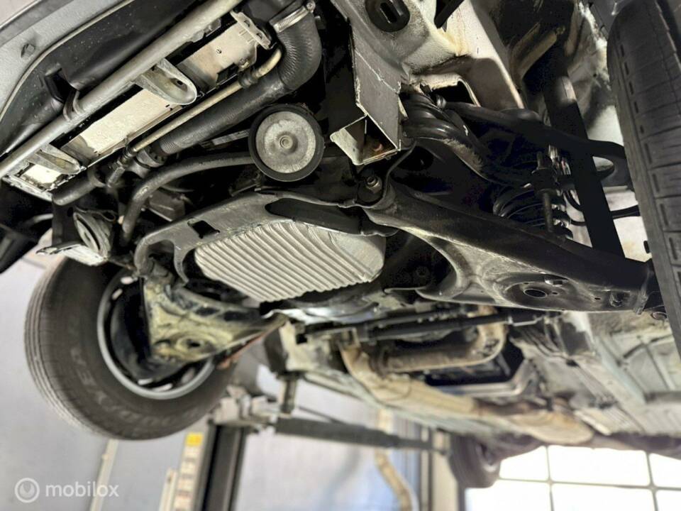 Image 11/35 of Mercedes-Benz 500 SL (1993)