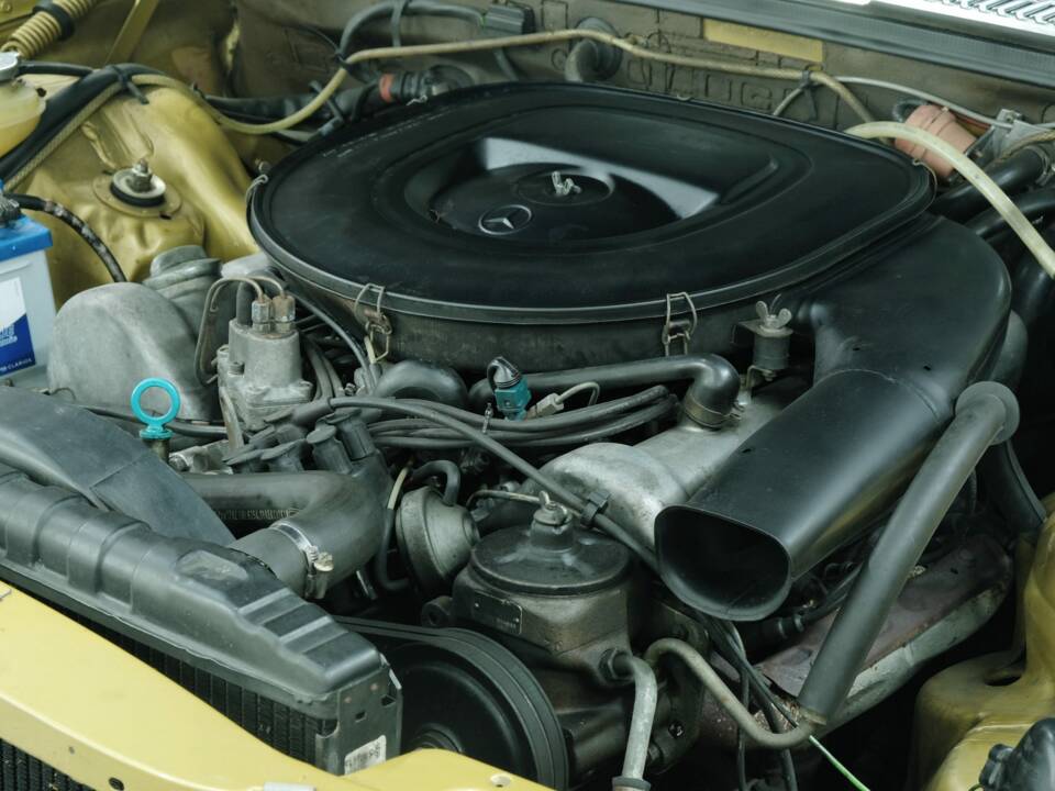 Image 52/76 of Mercedes-Benz 350 SEL (1977)