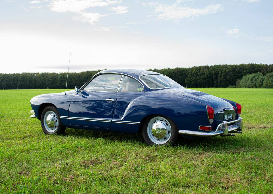 Image 8/8 of Volkswagen Karmann Ghia 1600 (1970)