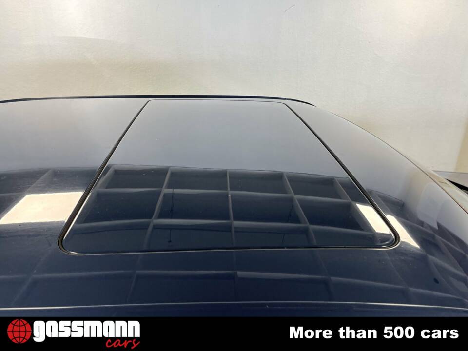 Image 9/15 de Mercedes-Benz 300 SE (1991)