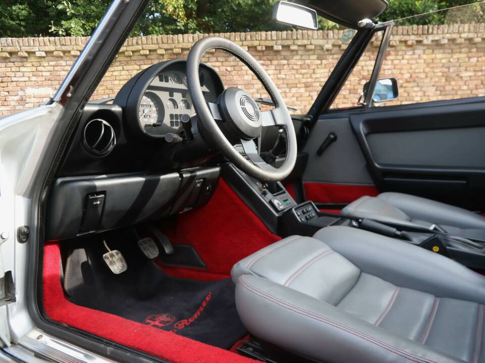 Image 42/50 de Alfa Romeo 2.0 Spider QV (1988)