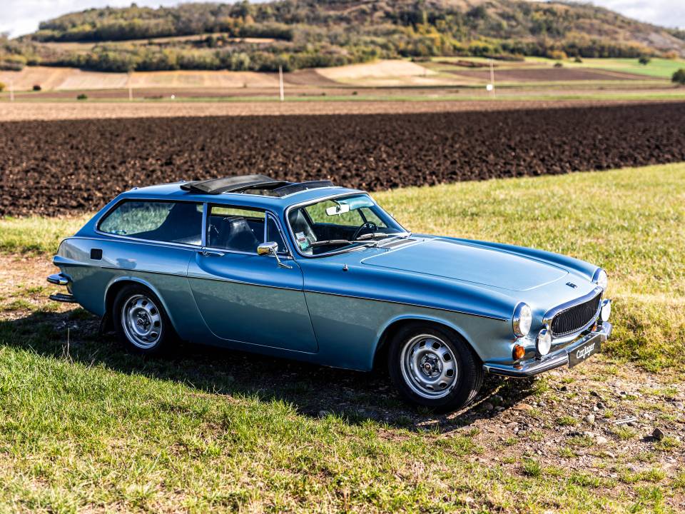 Image 15/50 of Volvo 1800 ES (1972)