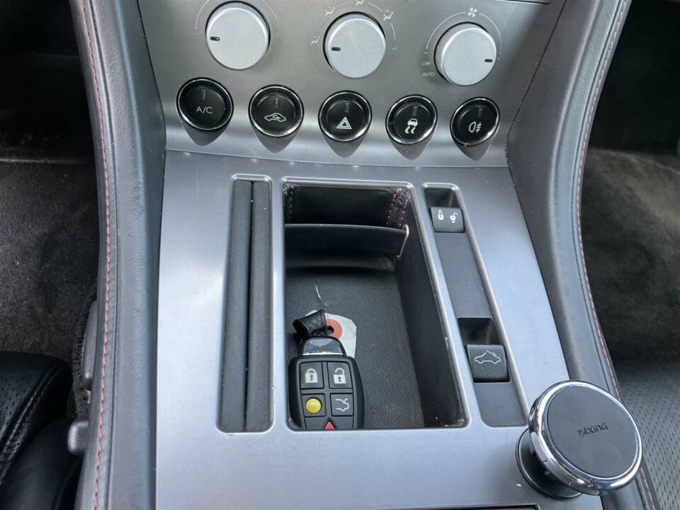 Bild 34/60 von Aston Martin DB 9 Volante (2007)