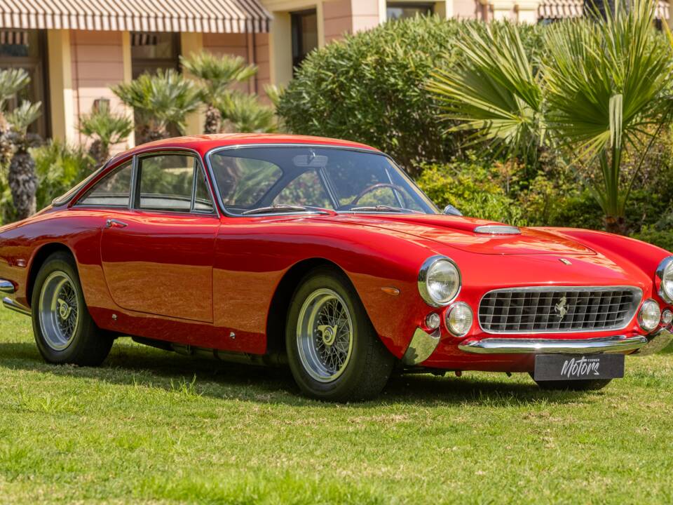 Bild 8/14 von Ferrari 250 GT&#x2F;L Lusso (1963)