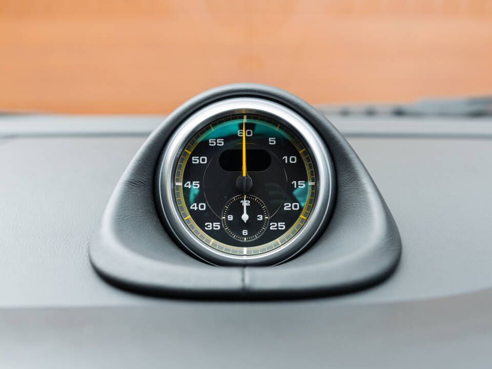 Image 35/47 of Porsche 911 GT2 (2009)