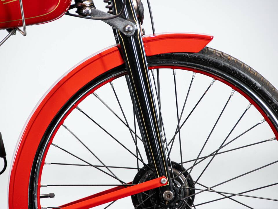 Immagine 43/50 di Ducati DUMMY (1954)