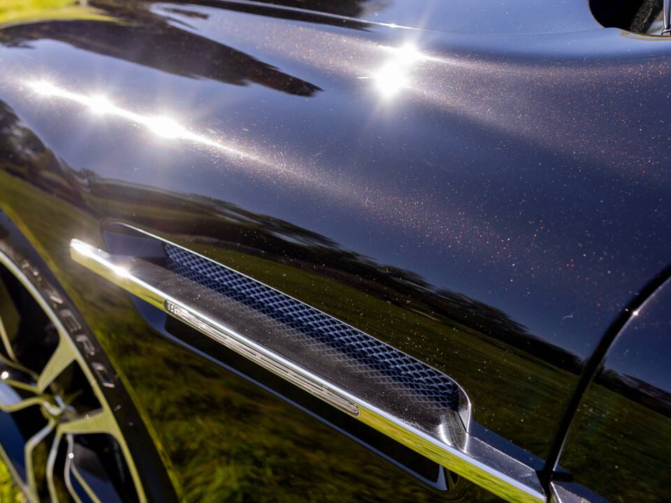 Afbeelding 23/50 van Aston Martin DBS Volante (2011)