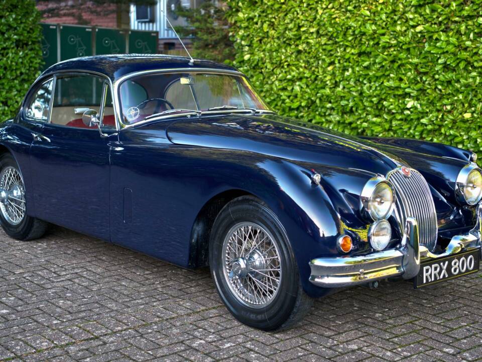 Image 1/50 of Jaguar XK 150 FHC (1959)