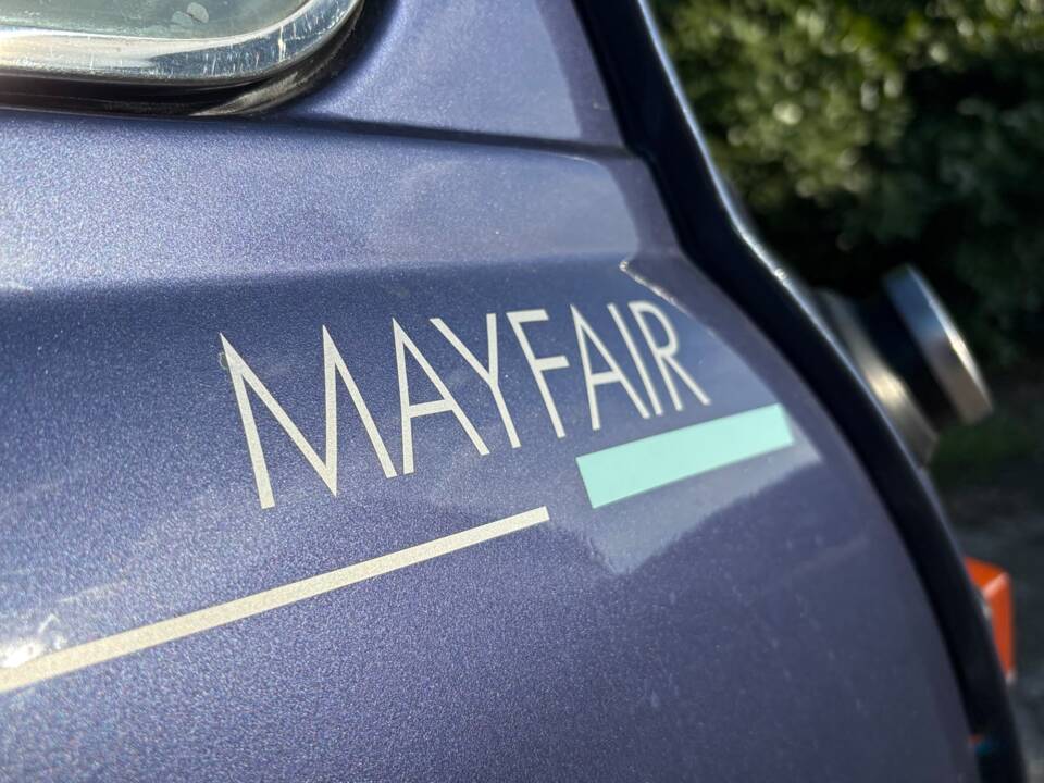 Image 14/22 of Rover Mini Mayfair (1990)