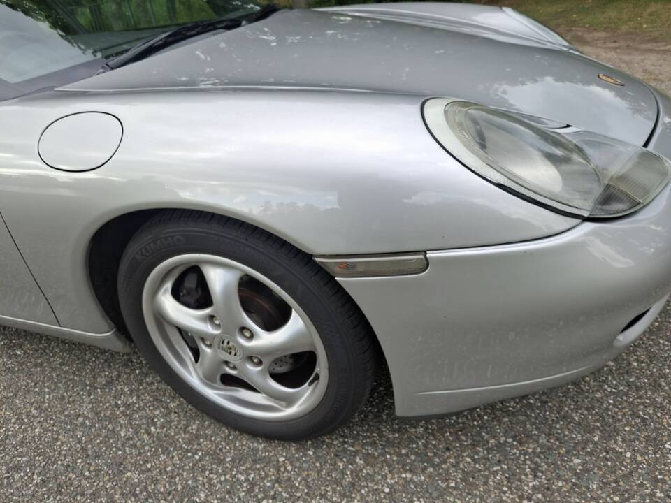 Bild 4/8 von Porsche 911 Carrera (1998)