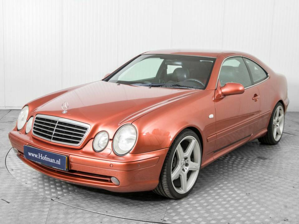 Image 17/50 of Mercedes-Benz CLK 430 (1999)