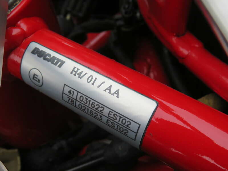 Image 21/50 of Ducati DUMMY (2006)