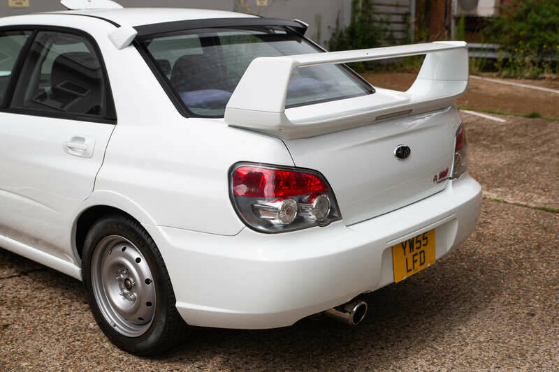 Bild 9/50 von Subaru Impreza WRX STi spec C TYPE RA-R (2006)