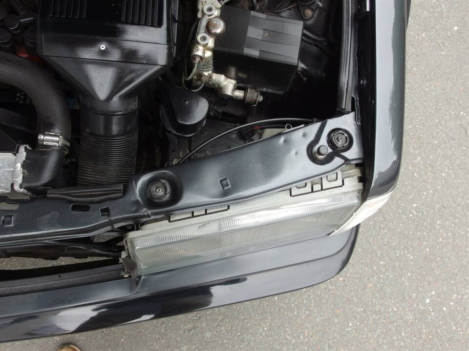 Immagine 75/98 di Mercedes-Benz 190 E 2.3-16 (1985)