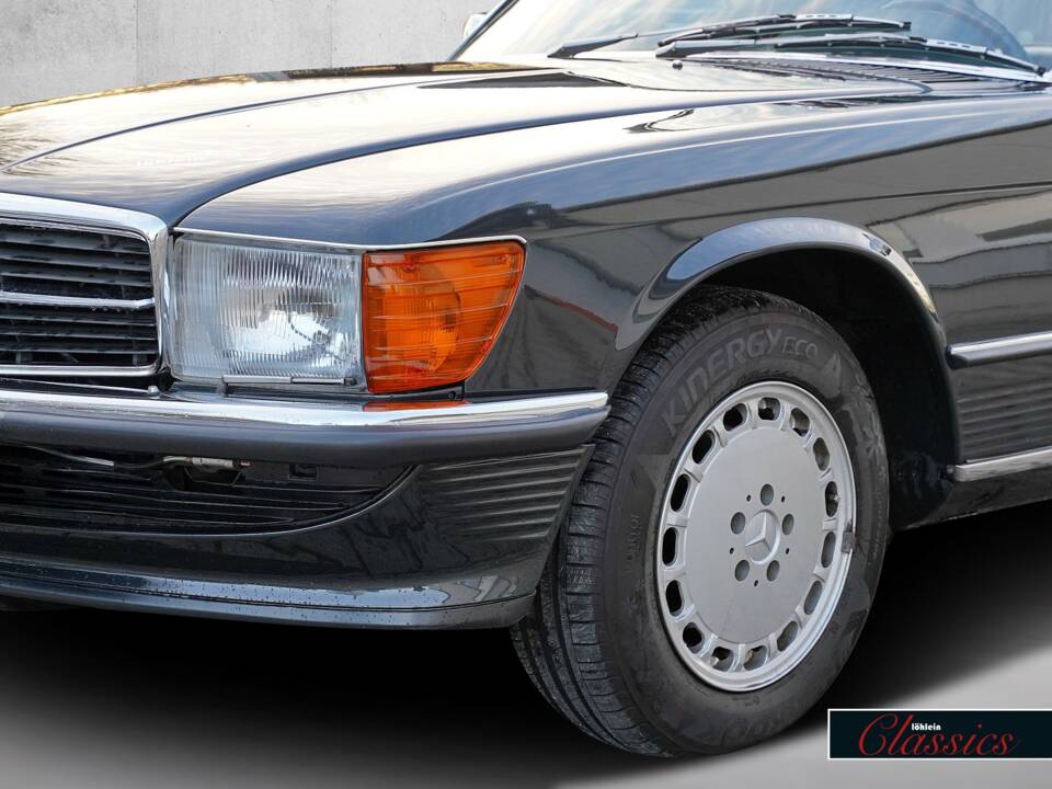 Image 8/10 de Mercedes-Benz 560 SL (1987)