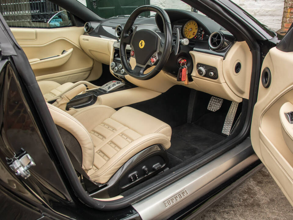 Immagine 15/22 di Ferrari 599 GTB (2007)