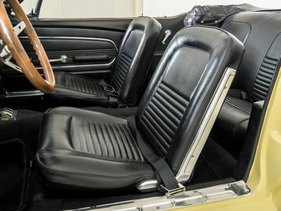 Image 15/50 of Ford Mustang 289 (1967)