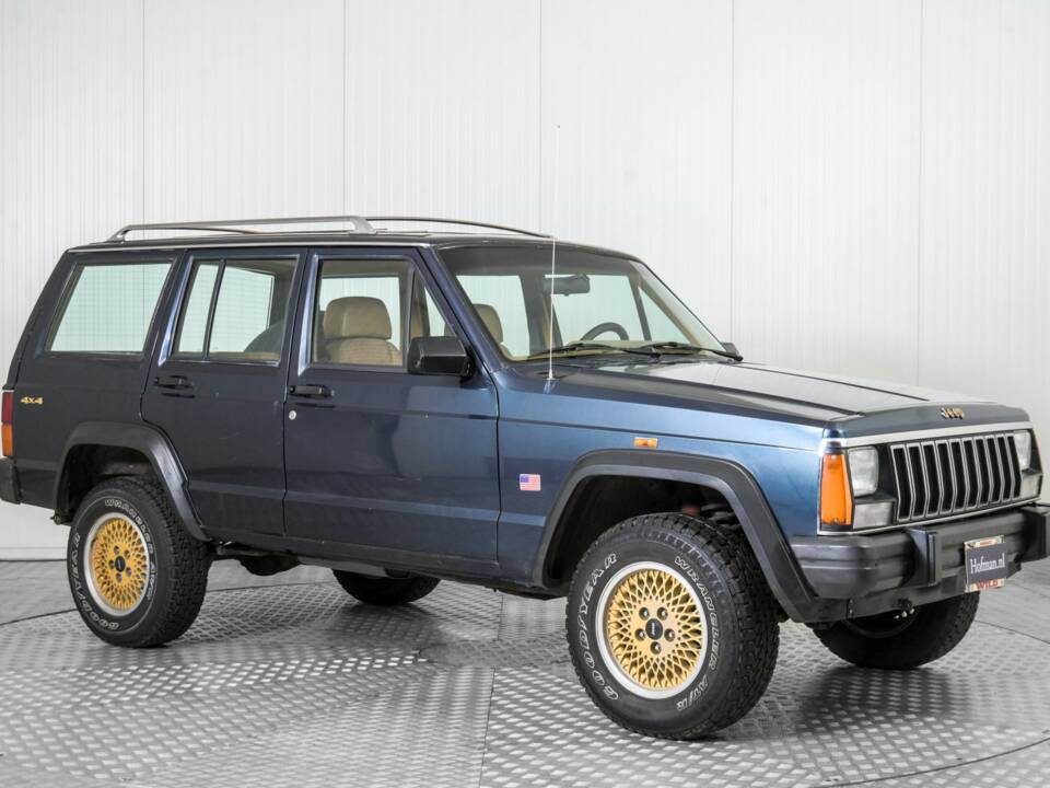 Bild 5/50 von Jeep Cherokee 2.8L V6 (1986)