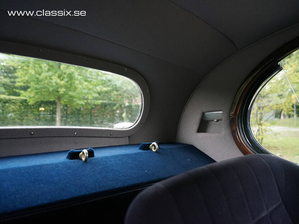 Image 14/24 of Jaguar XK 120 FHC (1953)
