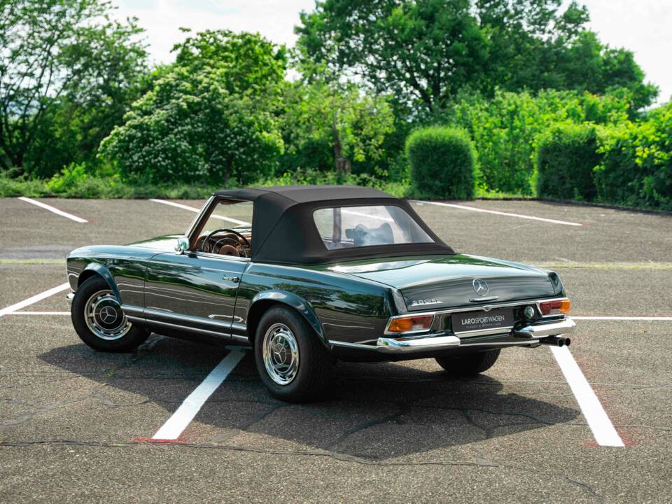 Bild 4/46 von Mercedes-Benz 280 SL (1968)