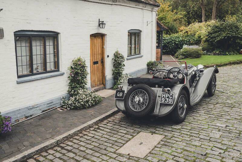Image 30/49 of Jaguar SS 100  2.5 Litre (1938)