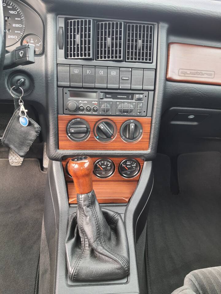 Bild 10/20 von Audi 90 - 2.2 quattro (1989)